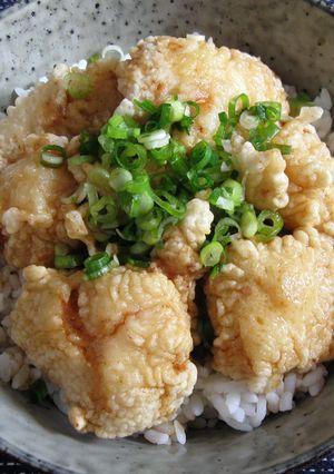 A picture of Chicken Tempura Don.