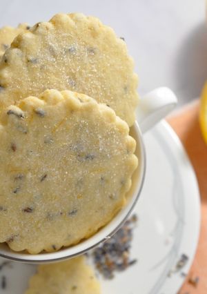 檸檬薰衣草奶酥餅shortbread（含影音連結） 的食譜成品照片