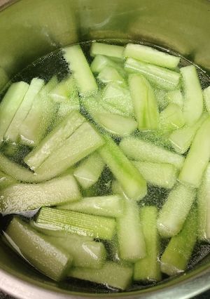刺瓜排骨湯 的食譜成品照片