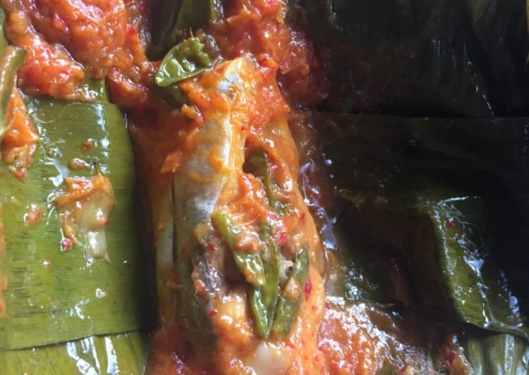 Pepes patin tempoyak