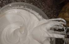 Cách làm Whipping cream bằng bột