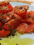 Tomate Maduro con Arena de Olivas Negras