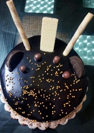 A picture of Eggless chocolate cake.