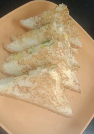 A picture of Veg curd sandwich.