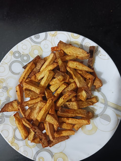 A picture of Yam fries with PERI-PERI Masala.