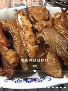 香煎煙燻鮭魚肚 的食譜成品照片