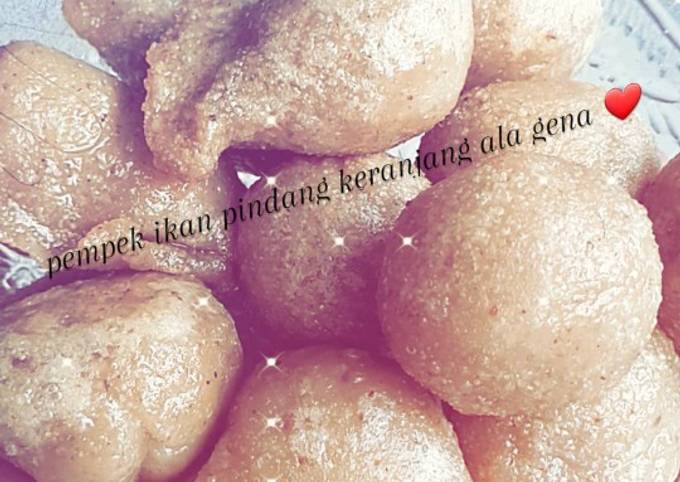 Pempek ikan isi kates/pepaya muda