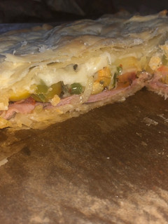 Una foto de Tarta/empanada caprese!