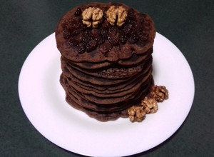 Фото 🍫Шоколадные панкейки с орехами и изюмом (без яиц).