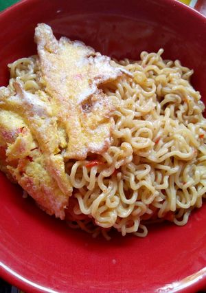 A picture of Noodles.