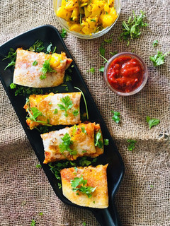 મૈસુર મસાલા ઢોસા (Mysore Masala Dosa Recipe In Gujarati) રેસીપી મુખ્ય ફોટો