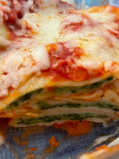 Una foto de Lasagna ultra rápida di ravioli