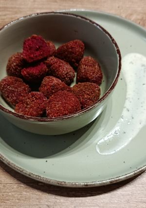 Una foto de Bolas de Falafel de Remolacha
