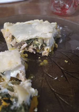 Una foto de Tarta de pollo y cuarentena!! 😅😂