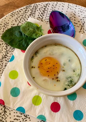 Une photo de ☆Œuf Cocotte aux Épinards☆