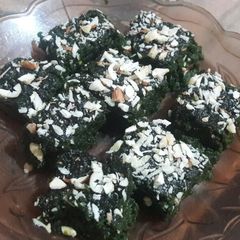 A picture of Ghiye (lokki (bottle guard)) Burfi.