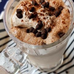 Cookie and cream shake A picture of Cookie and cream shake.