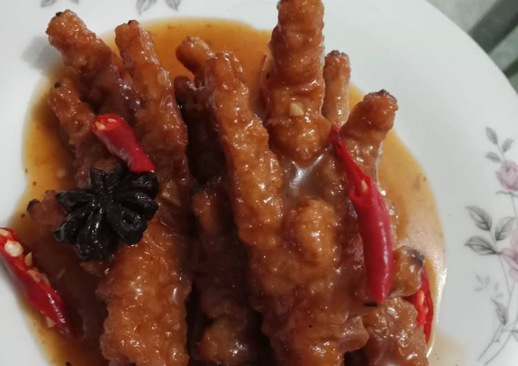 Angsio Kaki Ayam (yam cha)