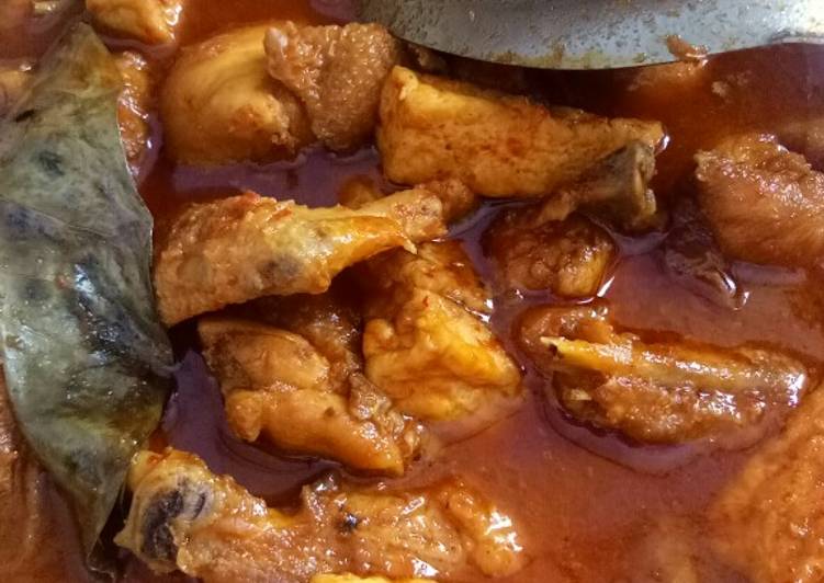 8 Resep: Semur Ayam Tahu Pedas yang Enak Banget!