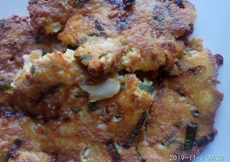 Dadar tahlur(tahu telur)