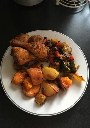 A picture of Easy lemon curry chicken legs with sweet potato and veg :).
