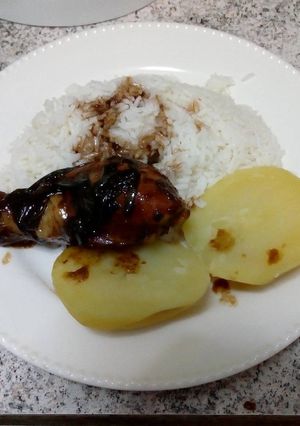 Una foto de Pollo al sillao al estilo peruano - oriental