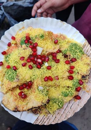 A picture of Masala Khichiya.