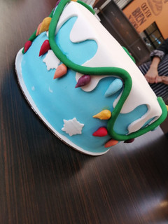 Una foto de Tips para pastel de fondant diseño navideño