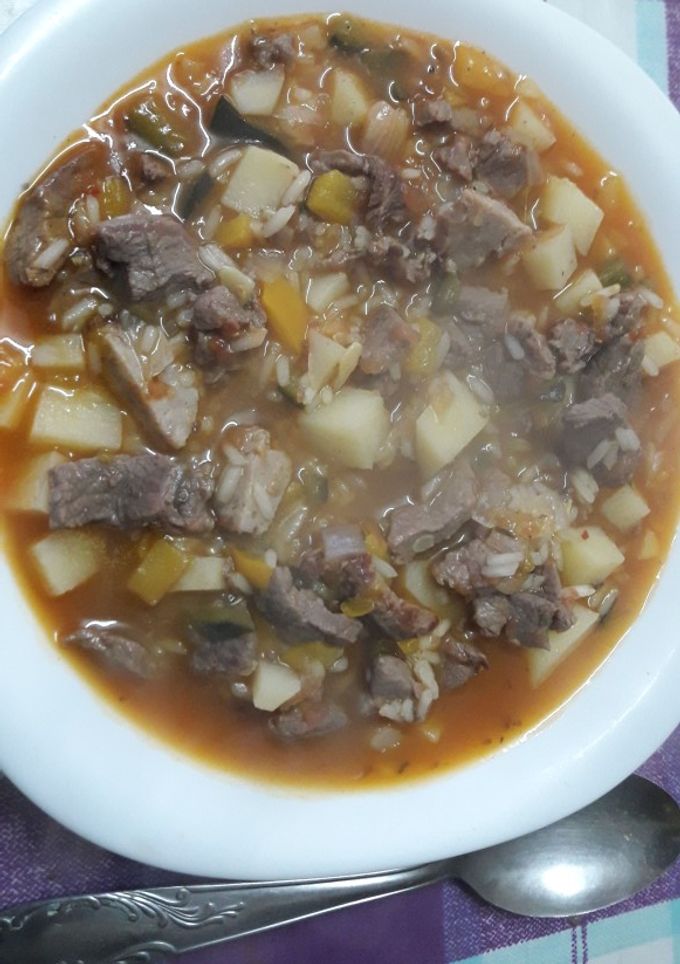 Una foto de Tremendo guiso de arroz con carne. ¡¡¡No te lo podes perder!!!