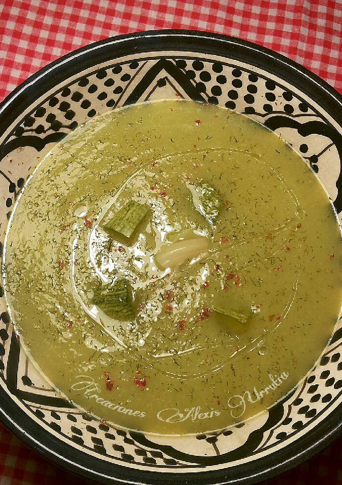 Una foto de Crema de tronchos de coliflor, y calabacines