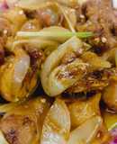 Đầu Gà Xào Hành Gừng Oil