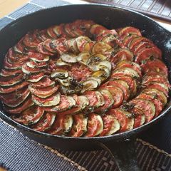 A picture of Ratatouille.