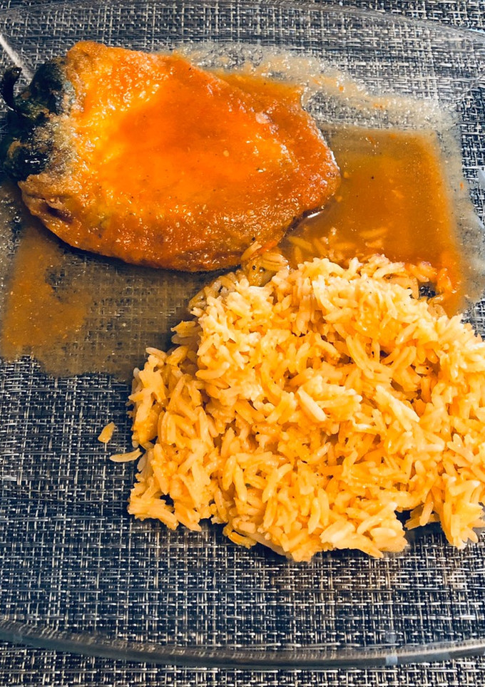Una foto de Chiles Rellenos 😋