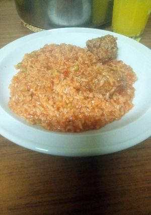 Una foto de Guiso de arroz con albóndigas