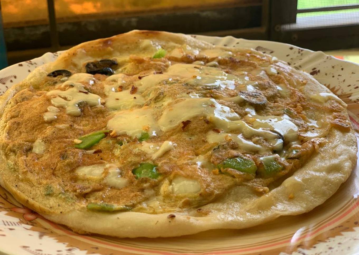 Paratha Omelet Pizza