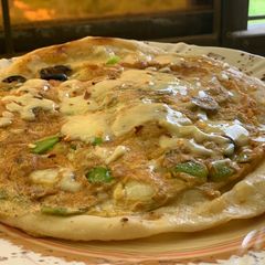 A picture of Paratha Omelet Pizza.