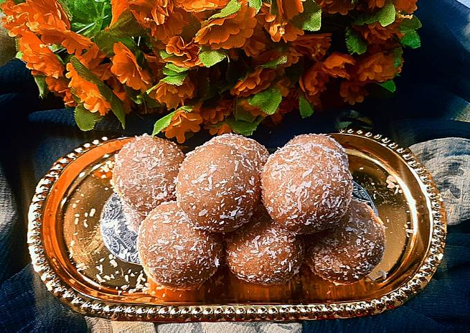 Jaggery Desiccated Coconut Ladoo Recipe By Neha Dua Cookpad 6489