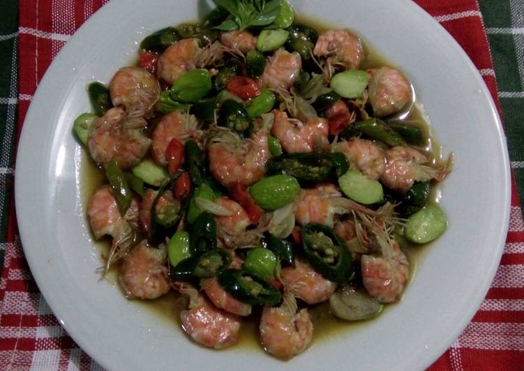 Tumis Udang Pete Cabe Ijo