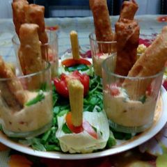 A picture of Baby corn cigars with garlic mayo.