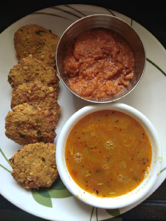દાલ વડા(Dalvada recipe in Gujarati) રેસીપી મુખ્ય ફોટો