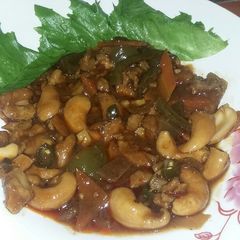 A picture of Mutton with cushew nuts. #Ramadhanicontest.