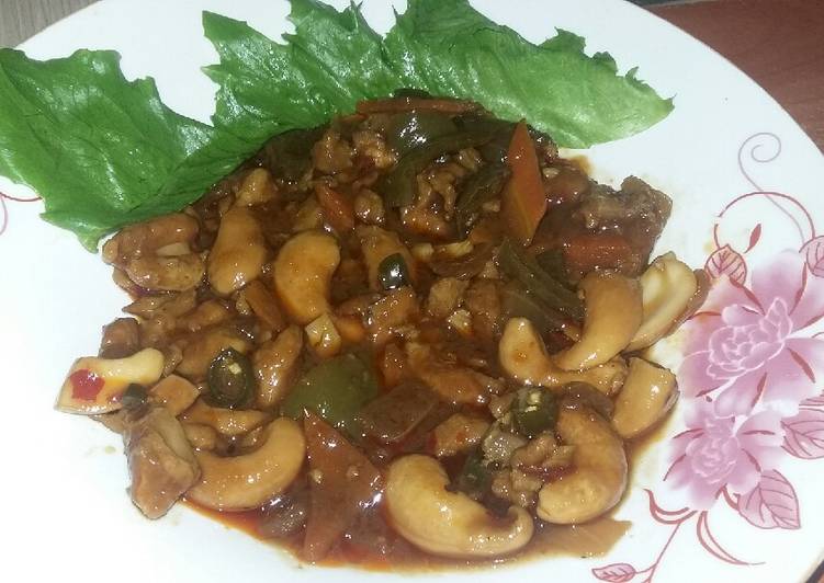 Mutton with cushew nuts. #Ramadhanicontest