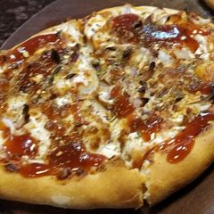 A picture of Onion pizza.