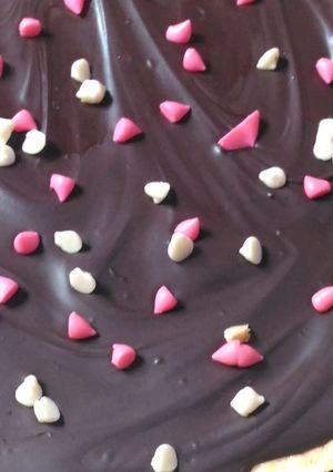 A picture of Millionaire shortbread.