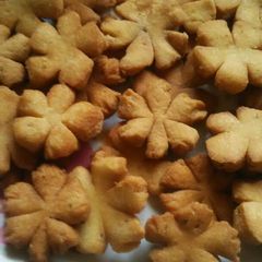 A picture of Flower design meethe khurme.