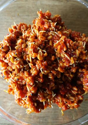 A picture of Methi sprouts chatpata achar.