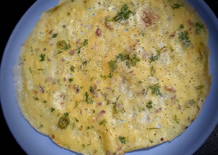 How to Prepare Homemade Onion rawa dosa