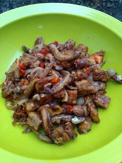 Foto resep Tumis Pedas Bawang Merah Teri Tempe
