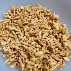 A picture of Boondi pakora chaat.