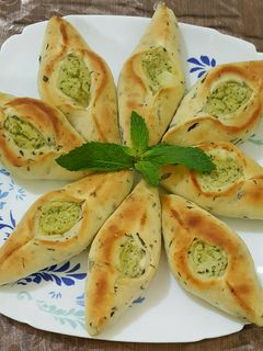 صورة لوصفة فطاير او قوارب الجبن بعجينة الزعتر الاخضر 🌿🌿🌿🌿🌿🌿🌿🌿